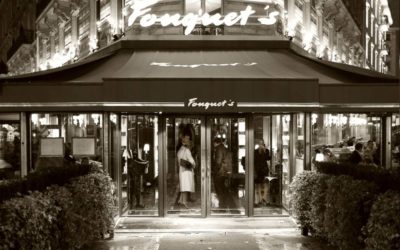 The invention of the first modern restaurant