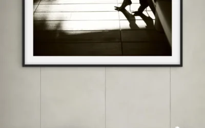 Everyday objects, extraordinary frames